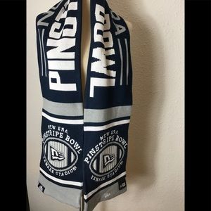 Yankee stadium pinstripe bowl blue/white scarf